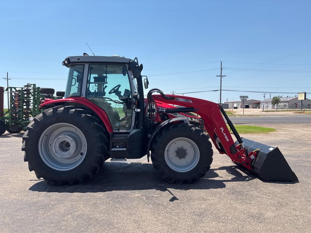 Image of Massey Ferguson 5S.145 Primary image