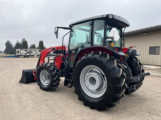 Image of Massey Ferguson 6712 equipment image 1