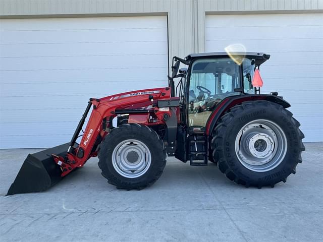 Image of Massey Ferguson 6713 equipment image 1