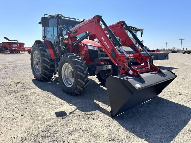 Image of Massey Ferguson 6713 equipment image 2