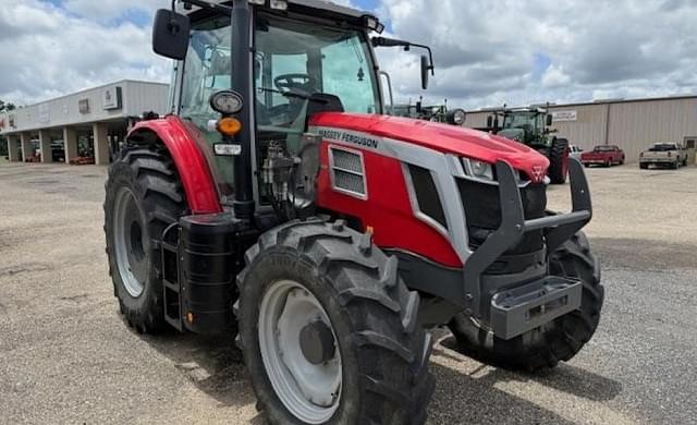 Image of Massey Ferguson 6S.145 equipment image 3