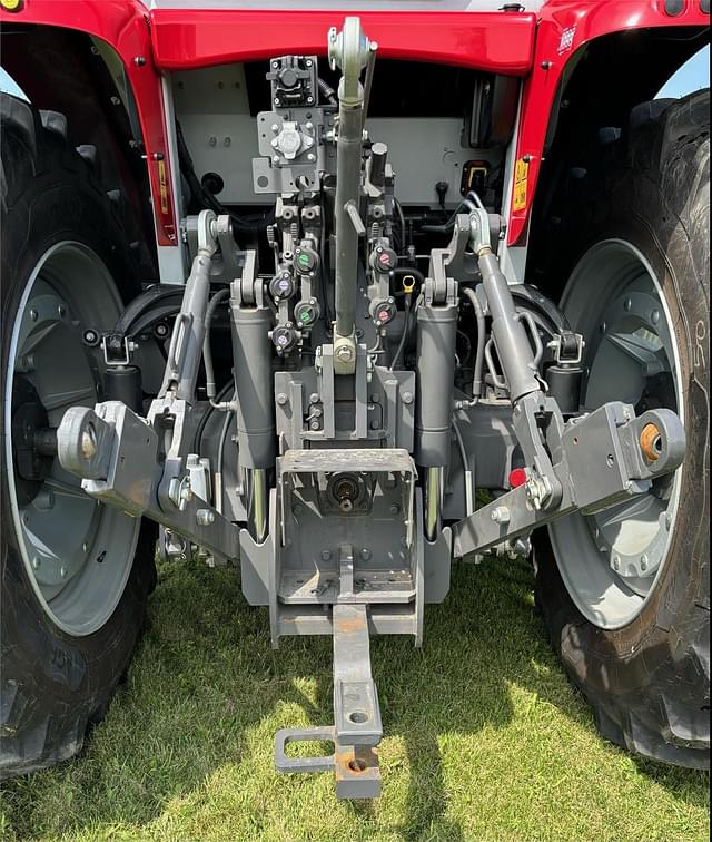 Image of Massey Ferguson 6S.180 equipment image 4