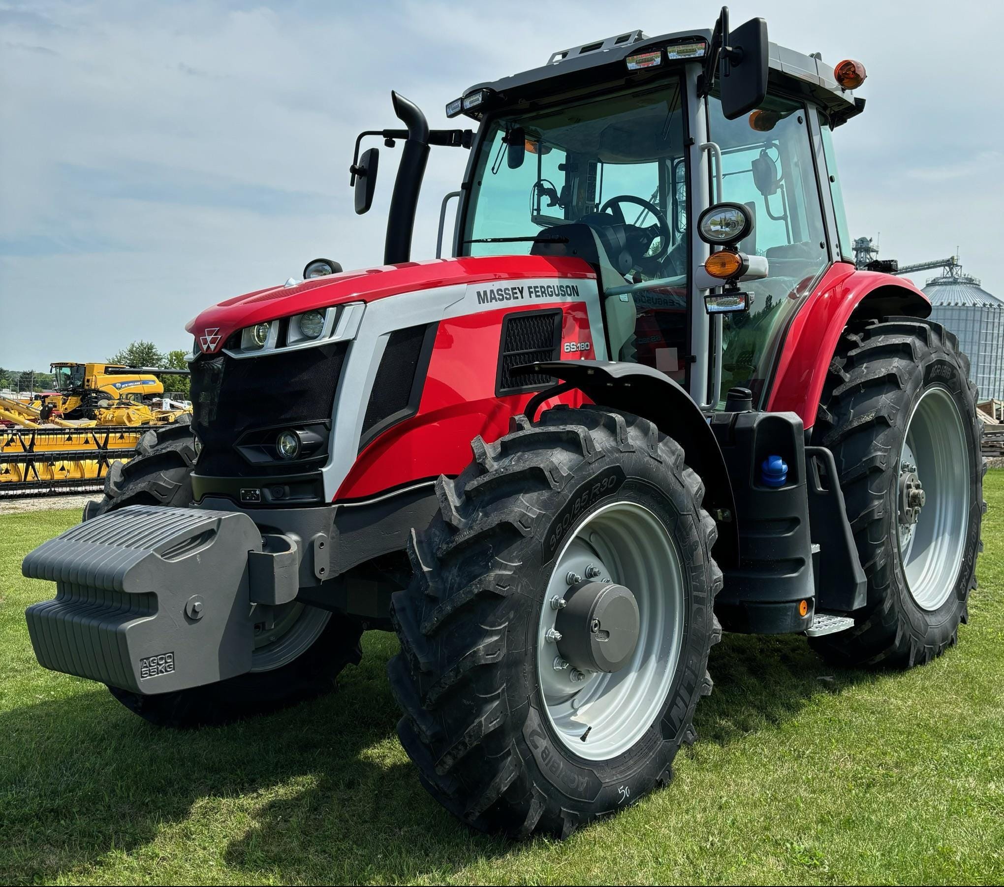 2023 Massey Ferguson 6S.180 Equipment Image0