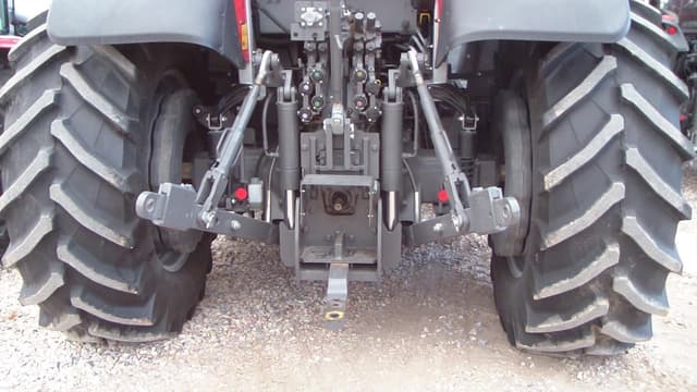 Image of Massey Ferguson 7S.165 equipment image 1