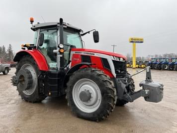 Main image Massey Ferguson 7S.210