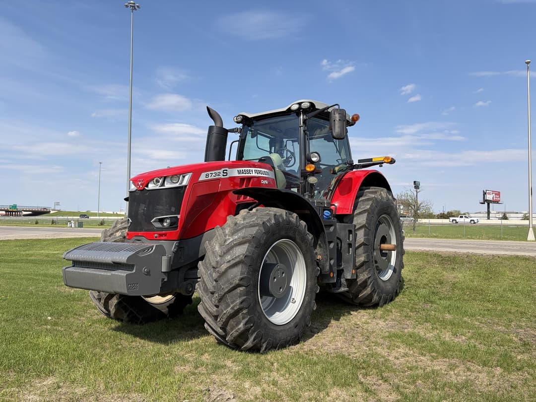 Image of Massey Ferguson 8732S Primary image