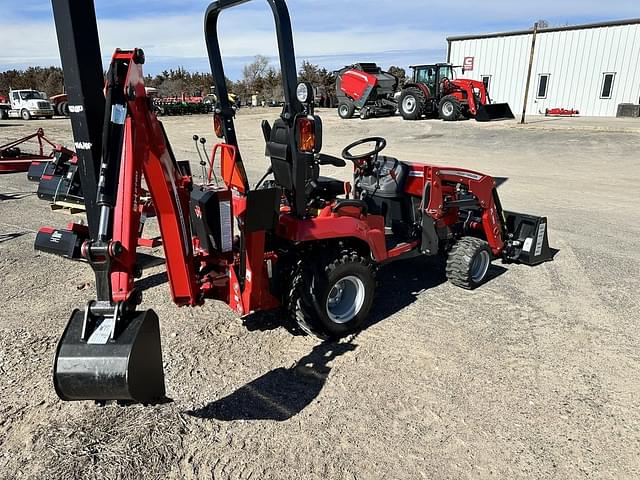 Image of Massey Ferguson GC1725M equipment image 3