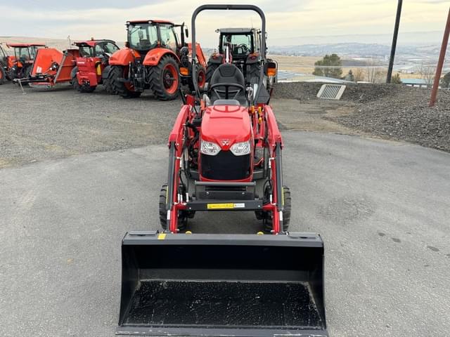Image of Massey Ferguson GC1725MB equipment image 4
