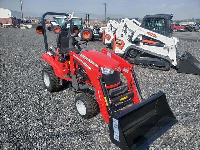 Image of Massey Ferguson GC1723E equipment image 3