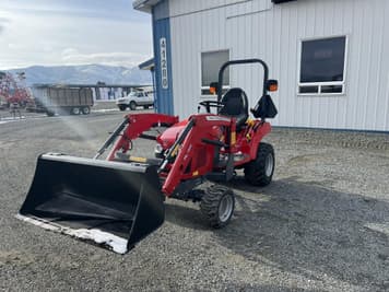 Main image Massey Ferguson GC1723E