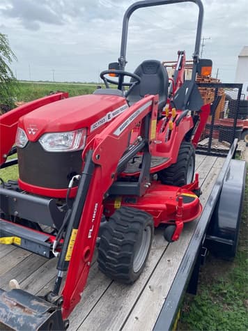 Main image Massey Ferguson GC1723E
