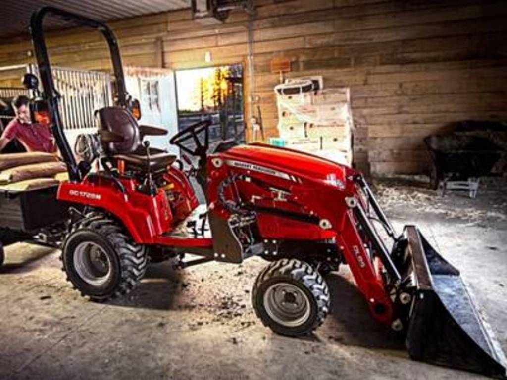 Image of Massey Ferguson GC1725M Image 1