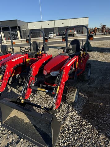 Main image Massey Ferguson GC1725M