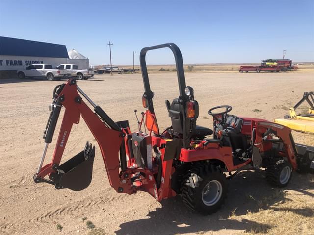 Image of Massey Ferguson GC1725M equipment image 2