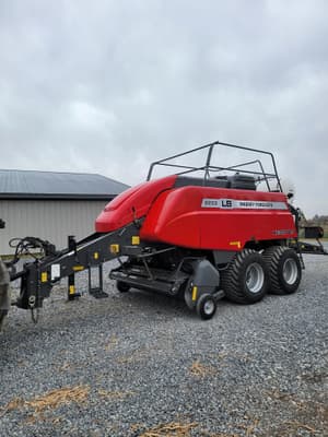 2023 Massey Ferguson LB2233 Image