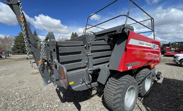 Image of Massey Ferguson LB2234 equipment image 3