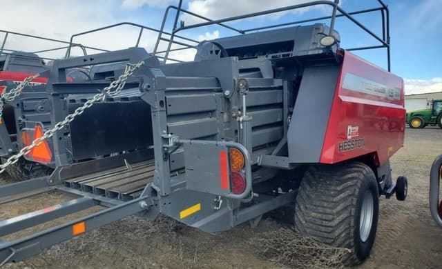 Image of Massey Ferguson LB2234 equipment image 2