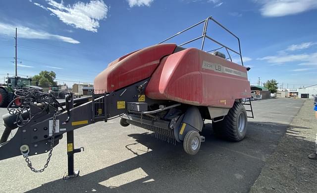 Image of Massey Ferguson LB2234 equipment image 2