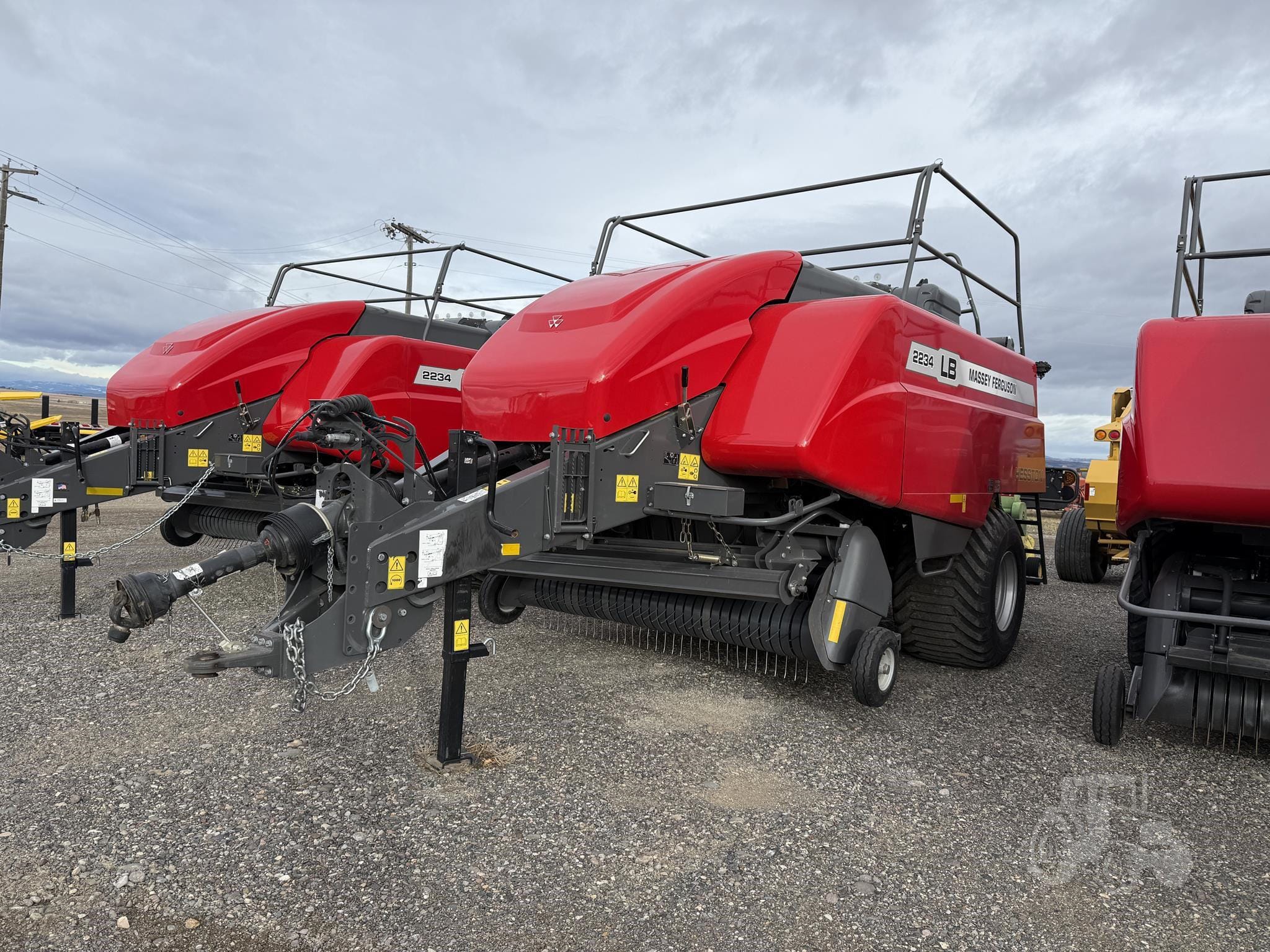 2023 Massey Ferguson LB2234 Equipment Image0