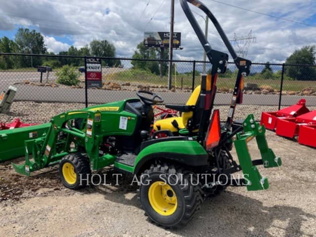 Image of John Deere 1025R equipment image 3
