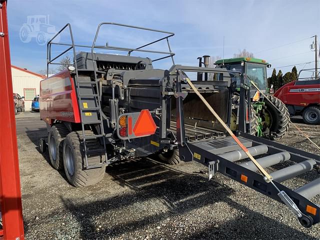 Image of Massey Ferguson LB2234XD equipment image 2