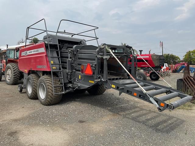 Image of Massey Ferguson LB2234XD equipment image 1