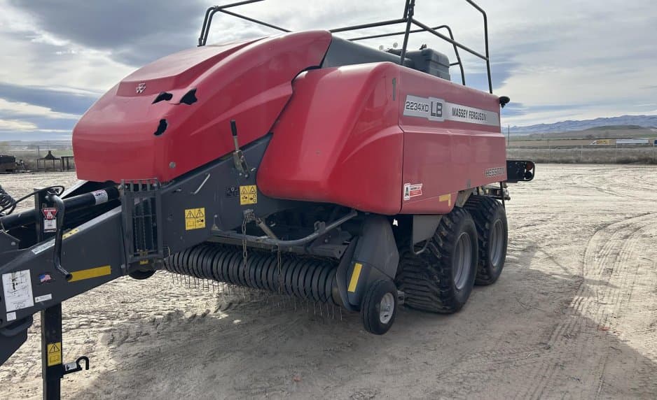 Image of Massey Ferguson LB2234XD Primary image