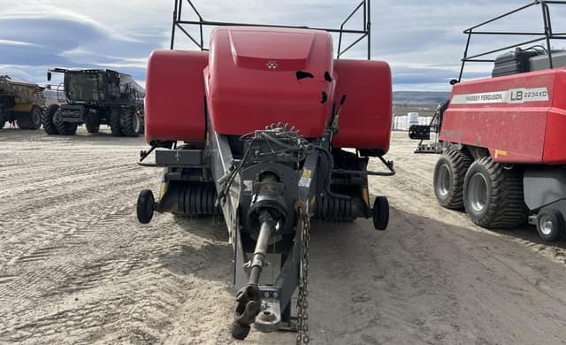 Image of Massey Ferguson LB2234XD equipment image 1