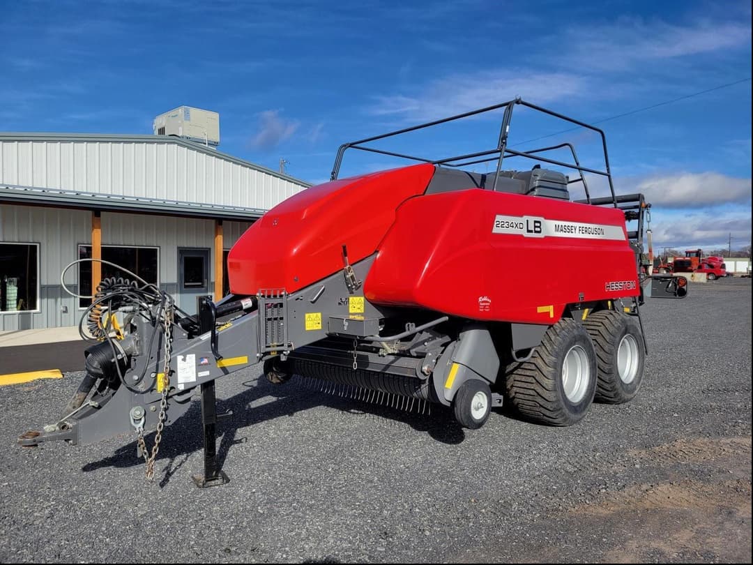 Image of Massey Ferguson LB2234XD Primary image