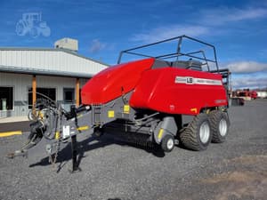 2023 Massey Ferguson LB2234XD Image