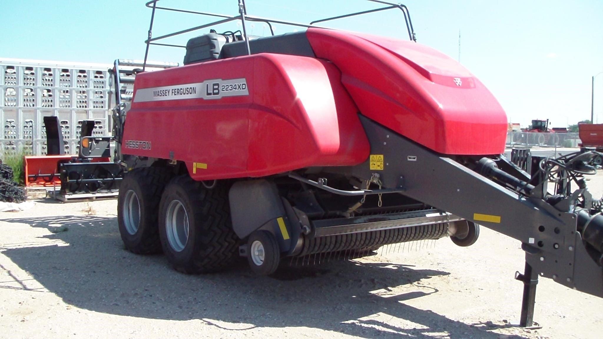 2023 Massey Ferguson LB2234XD Equipment Image0
