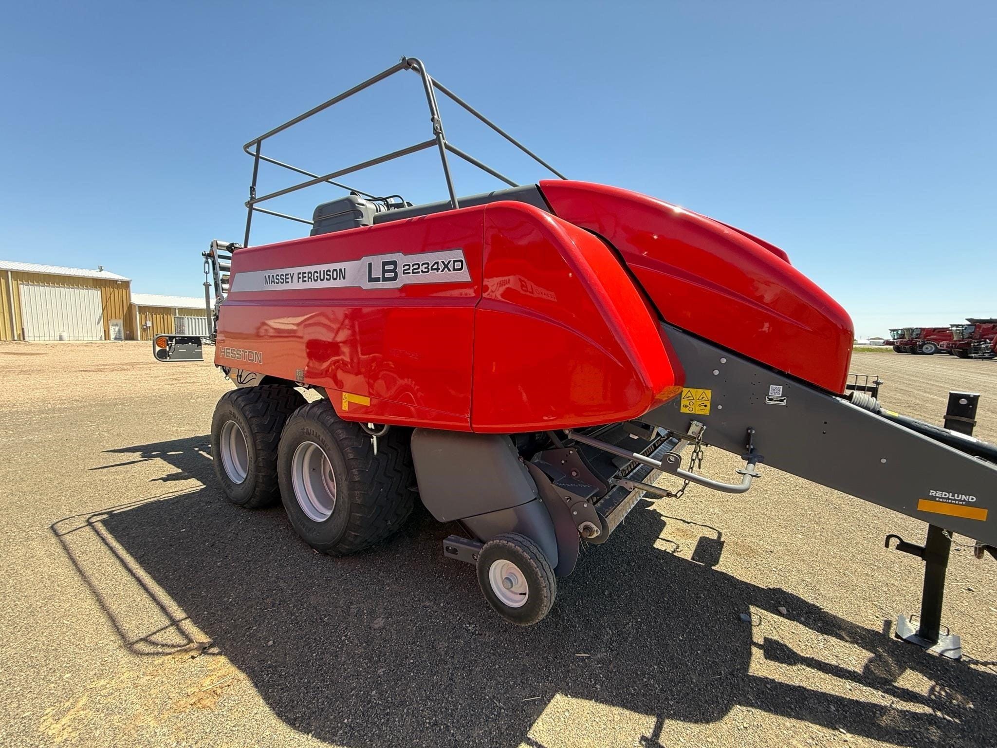 2023 Massey Ferguson LB2234XD Equipment Image0