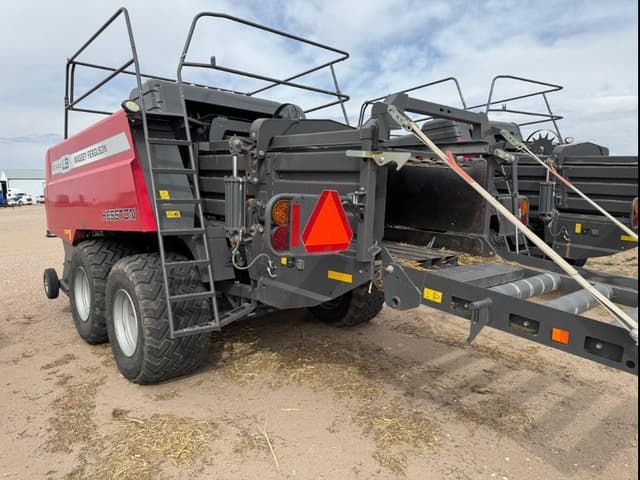 Image of Massey Ferguson LB2234XD equipment image 4