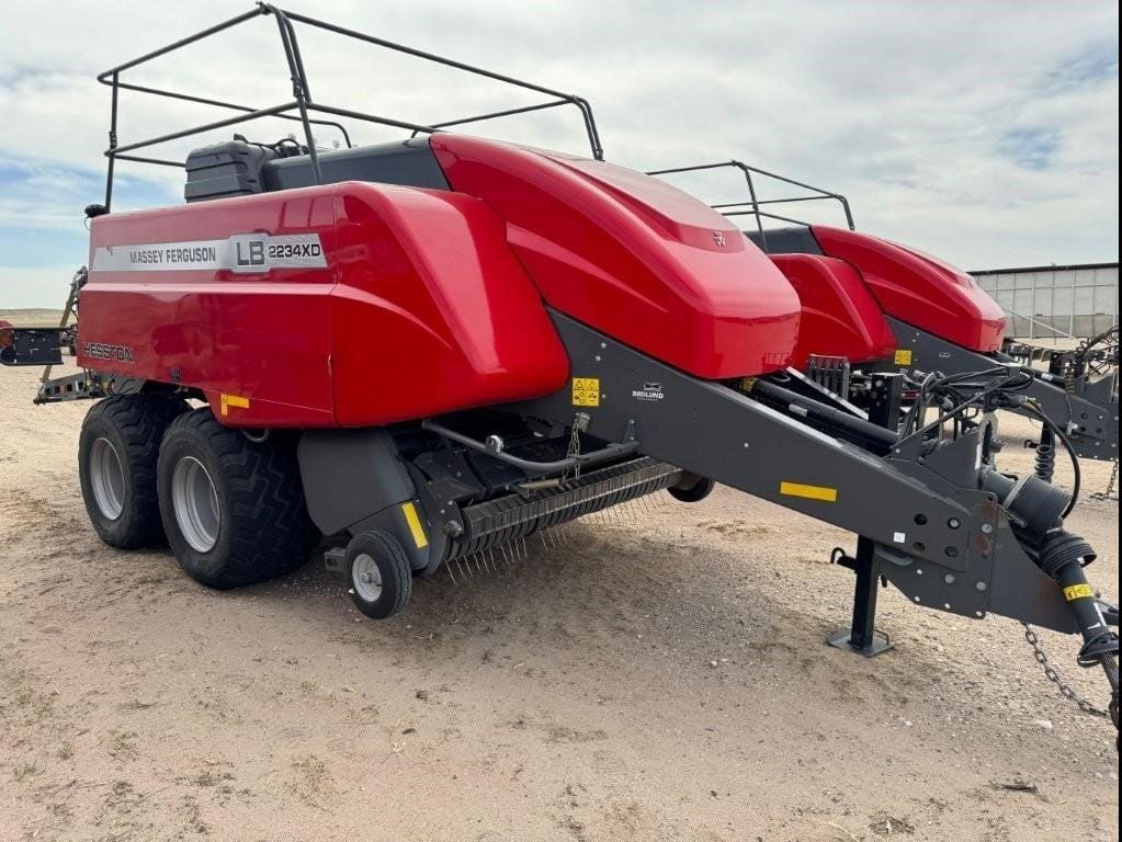 2023 Massey Ferguson LB2234XD Equipment Image0
