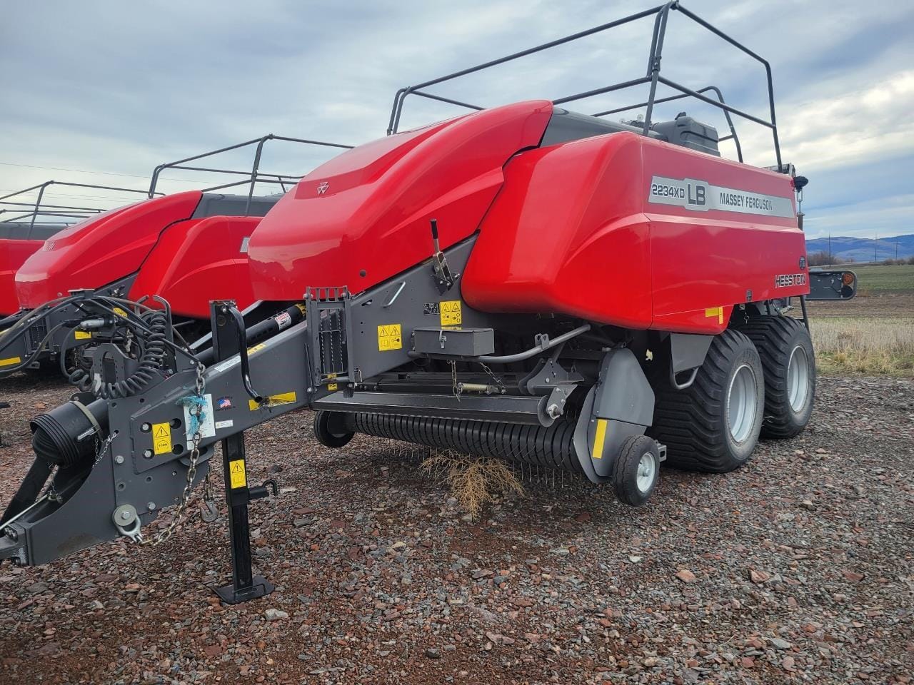 2023 Massey Ferguson LB2234XD Equipment Image0