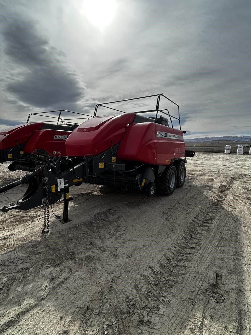 2023 Massey Ferguson LB2234XD Equipment Image0