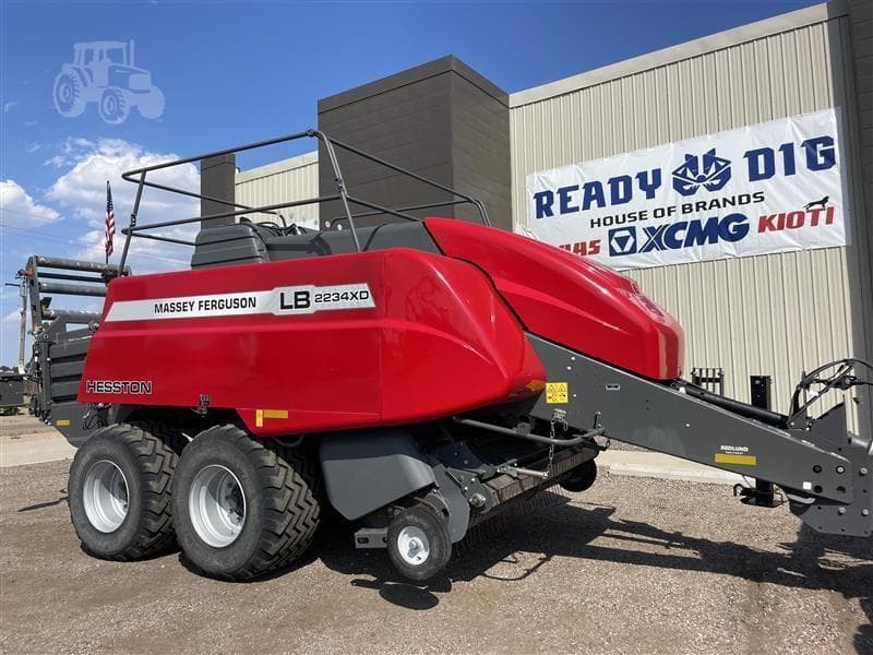 Image of Massey Ferguson LB2234XD Primary image