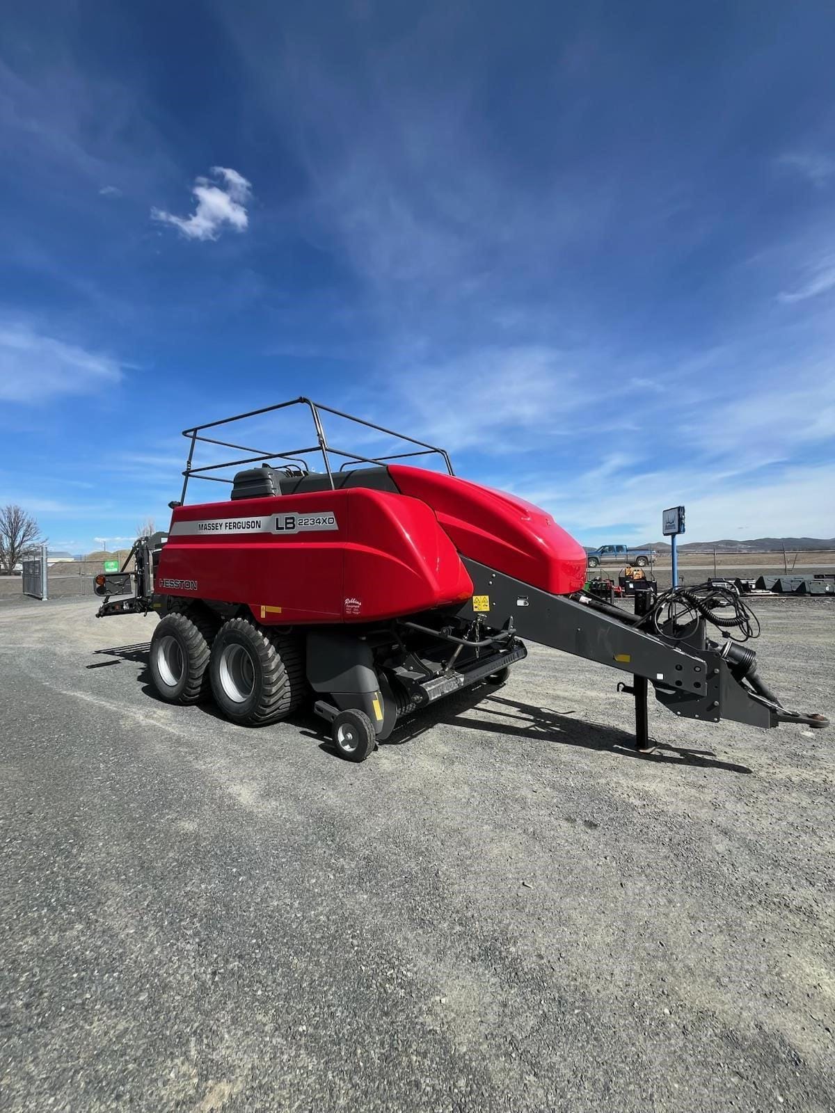 2023 Massey Ferguson LB2234XD Equipment Image0
