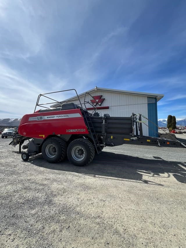 Image of Massey Ferguson LB2234XD equipment image 1