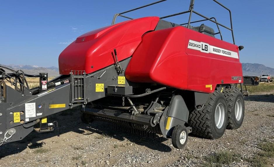 Image of Massey Ferguson LB2234XD Primary image
