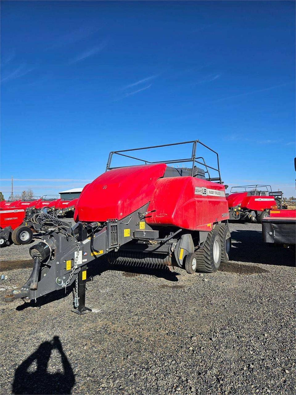 Image of Massey Ferguson LB2234XD Primary image