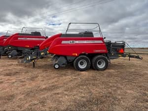 2023 Massey Ferguson LB2234XD Image