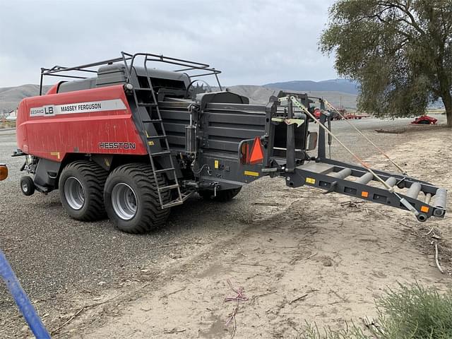 Image of Massey Ferguson LB2234XD equipment image 1