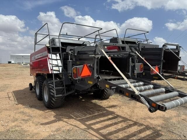 Image of Massey Ferguson LB2234XD equipment image 2