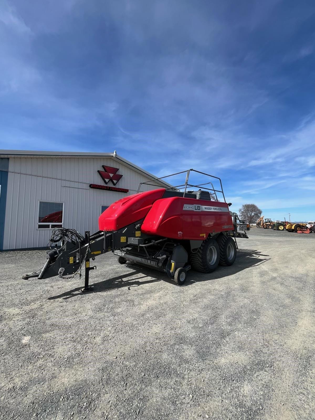 2023 Massey Ferguson LB2234XD Equipment Image0