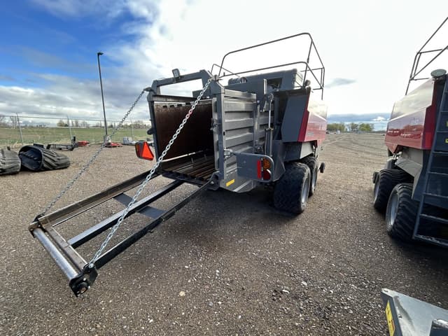 Image of Massey Ferguson LB2244 equipment image 3