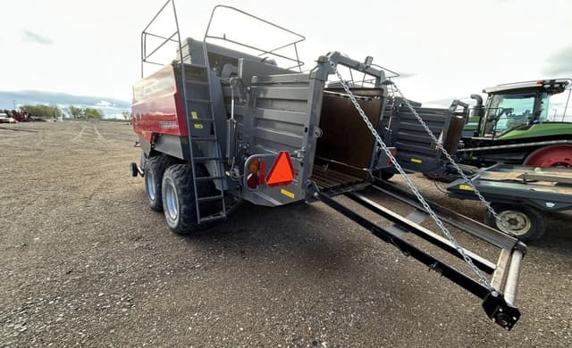 Image of Massey Ferguson LB2244 equipment image 2