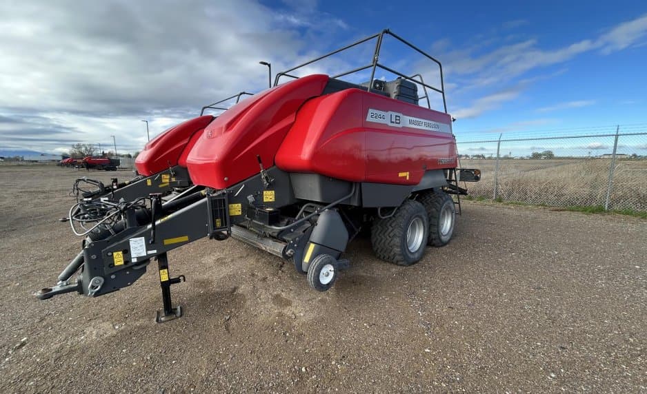 Image of Massey Ferguson LB2244 Primary image