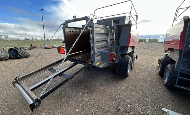 Image of Massey Ferguson LB2244 equipment image 3
