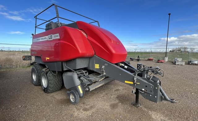 Image of Massey Ferguson LB2244 equipment image 1